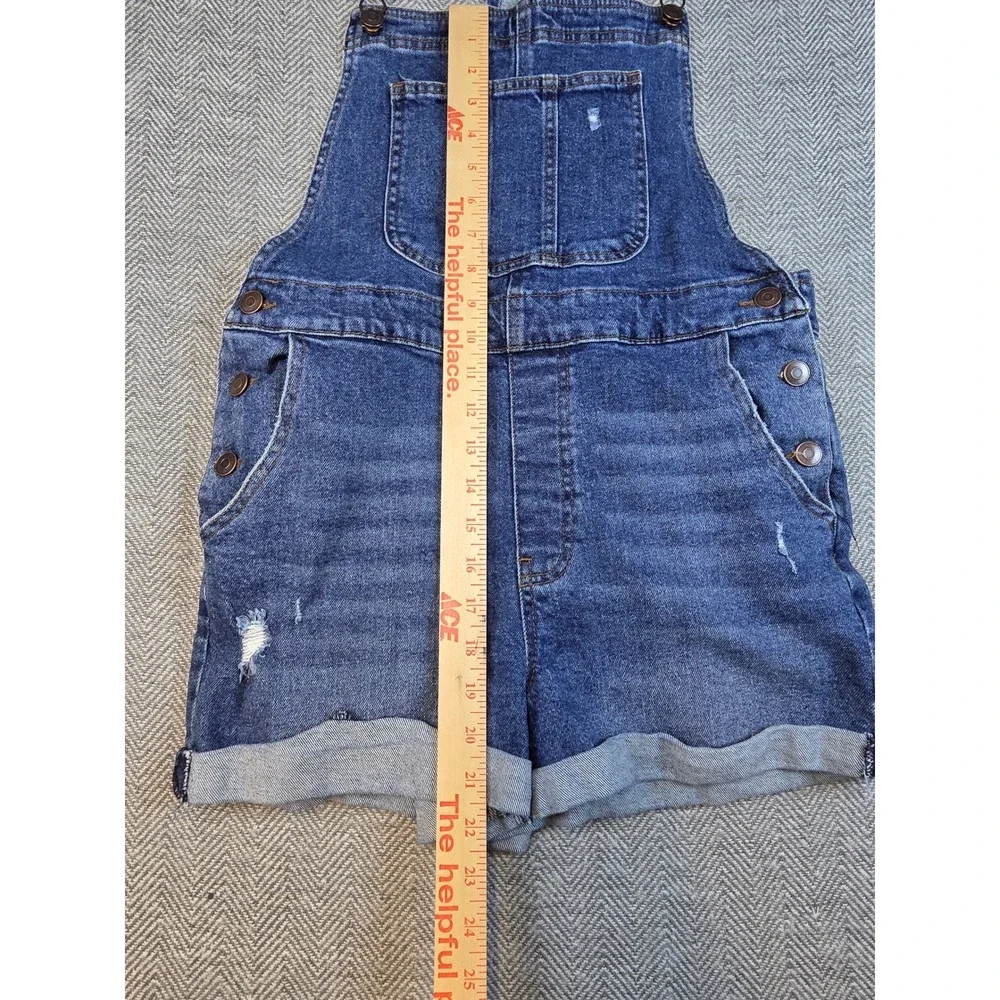 No Boundaries Women Distressed Denim Short Overall Medium Wash Blue Size L 11-13